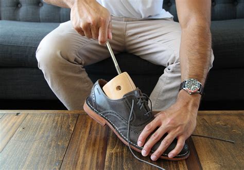 stretching leather shoes at home